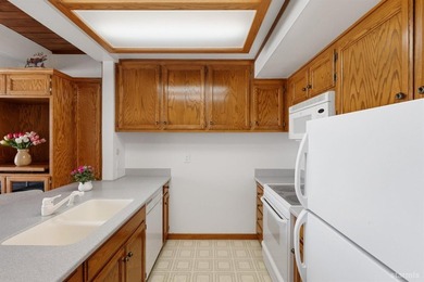Lake view and significantly reduced to give the next owner - photo 27
