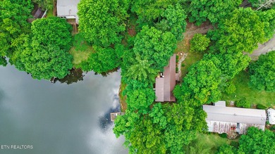 Turn-key waterfront home located on a quiet cul-de-sac with more - photo 35
