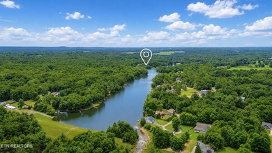 Turn-key waterfront home located on a quiet cul-de-sac with more - photo 49