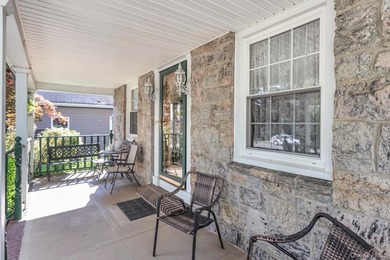 Merrick Woods 3BR/2Bath Classic Colonial, Basement and 1 Car - photo 2