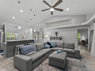 Welcome to this beautifully maintained, turnkey-furnished - photo 3