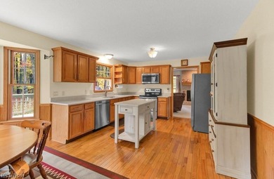 Welcome home to this beautiful Lake Mohawk retreat, perfectly - photo 3