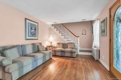 Merrick Woods 3BR/2Bath Classic Colonial, Basement and 1 Car - photo 6