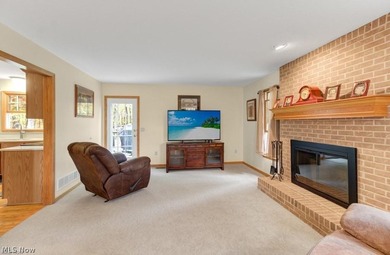 Welcome home to this beautiful Lake Mohawk retreat, perfectly - photo 7