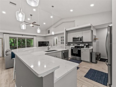 Welcome to this beautifully maintained, turnkey-furnished - photo 10