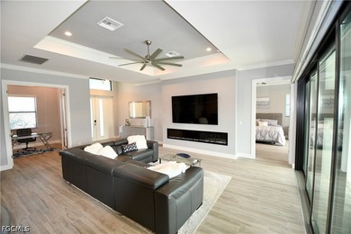 Exceptional custom craftsmanship and thoughtful design define - photo 6