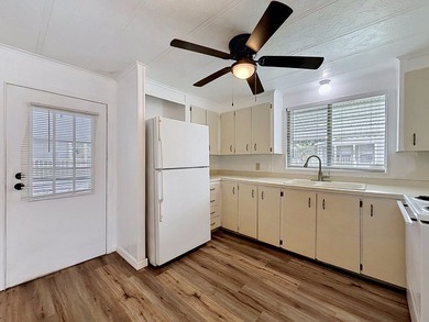 Completely remodeled 2 bedroom, 2 bathroom home located in an - photo 12