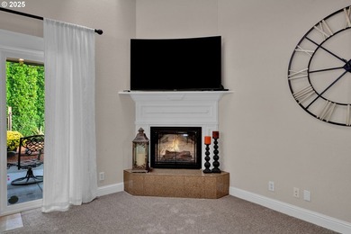 Exquisite Craftsmanship on a Quiet Cul-de-SacImpeccably - photo 14