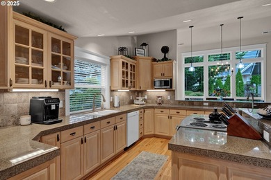 Exquisite Craftsmanship on a Quiet Cul-de-SacImpeccably - photo 22