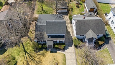 Located in the Village of Patchogue - Well Maintained 4 Bedroom - photo 31