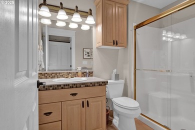 Exquisite Craftsmanship on a Quiet Cul-de-SacImpeccably - photo 32