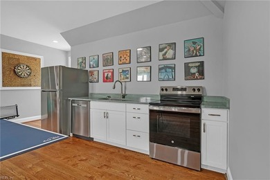 Paradise on the Potomac River! This extraordinary 4-story custom - photo 37