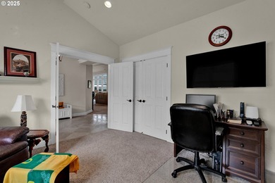 Exquisite Craftsmanship on a Quiet Cul-de-SacImpeccably - photo 40