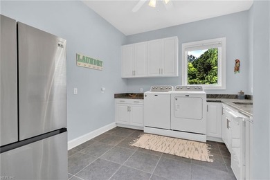 Paradise on the Potomac River! This extraordinary 4-story custom - photo 42