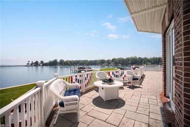 Paradise on the Potomac River! This extraordinary 4-story custom - photo 43