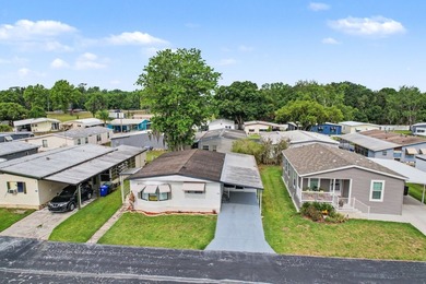Completely remodeled 2 bedroom, 2 bathroom home located in an - photo 44