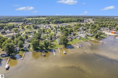 Lake Home For Sale in Houghton Lake, Michigan