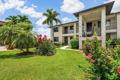 GROUND FLOOR| TURNKEY| DEEDED DOCK | SAILBOAT WATER| NO BRIDGES - photo 2