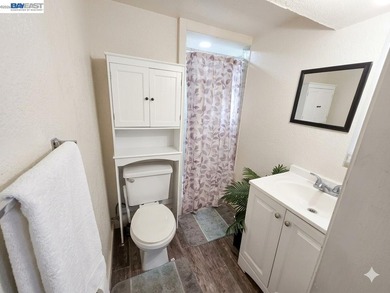 This versatile property features: 3 Bed / 2 Bath Main Home - 1 - photo 8