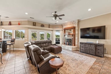 Waterfront home with approximately 150 feet of shoreline - photo 11