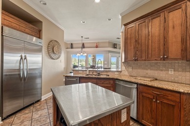 Waterfront home with approximately 150 feet of shoreline - photo 16