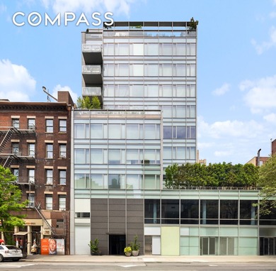 This full-floor, three-bedroom, three-and-a-half-bathroom loft - photo 16