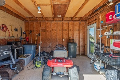 Waterfront home with approximately 150 feet of shoreline - photo 33