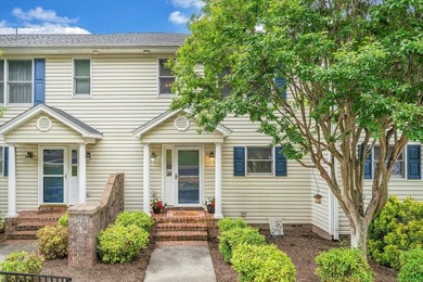 Waterfront, short-term rentable townhouse in a highly desirable - photo 3