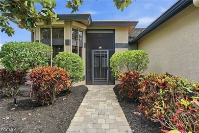 Fort Myers pool home in Cross Creek Estates-with 3 bedrooms, 2 - photo 4