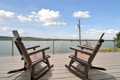 Luxury Lakefront Estate on 2.88 Acres - Lake Hudson - photo 47