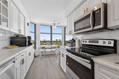 Excellent opportunity in the prestigious Mystic Pointe community - photo 11