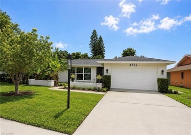 Welcome to 4532 Beachwood, a stunning newly renovated residence - photo 1