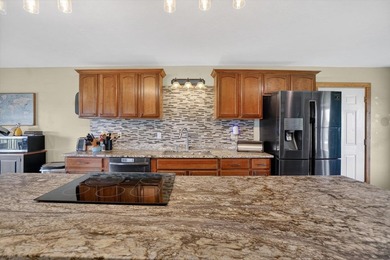 Spacious, thoughtfully designed, & set on a beautifully flat 1 - photo 12