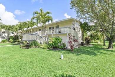 Welcome to your dream unit in Century Village East! This move in - photo 16