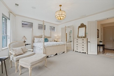 ~Step through the door of this stunning Estate and discover a - photo 17