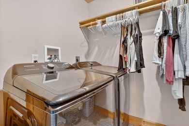 Spacious, thoughtfully designed, & set on a beautifully flat 1 - photo 23