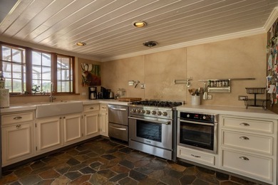A truly unique and exceptional property that has just become - photo 25