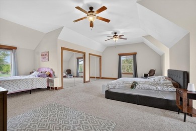 Spacious, thoughtfully designed, & set on a beautifully flat 1 - photo 30