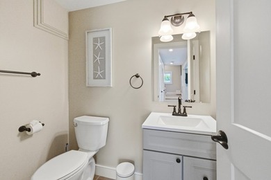 Stunning attention to details with a touch of comfortable - photo 31