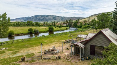 A truly unique and exceptional property that has just become - photo 31