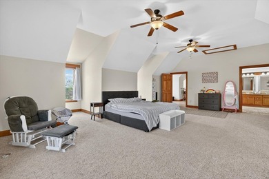 Spacious, thoughtfully designed, & set on a beautifully flat 1 - photo 32