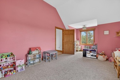 Spacious, thoughtfully designed, & set on a beautifully flat 1 - photo 34
