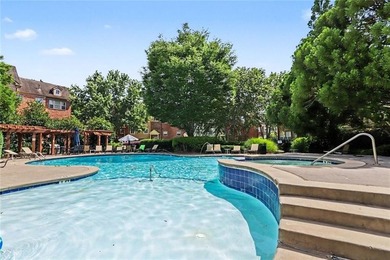 Brookhaven Beauty Overlooking the Lake. There are homes that - photo 39