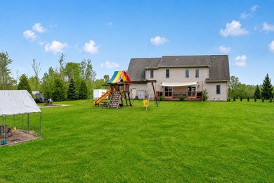 Spacious, thoughtfully designed, & set on a beautifully flat 1 - photo 48