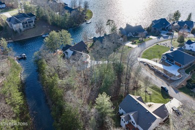 Lake Dartmoor Lot For Sale in Fairfield Glade Tennessee