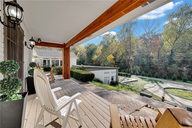 Discover Corvus Creek, a modern masterpiece on 18acres in - photo 4