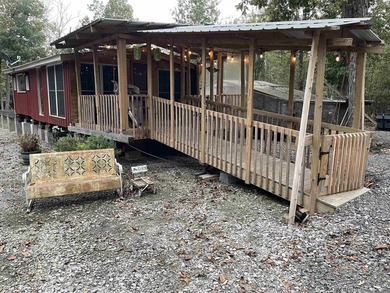 If you're looking for an affordable river retreat, take a look - photo 5