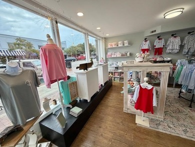 829 Front Street is a rare jewel positioned at the very heart of - photo 21