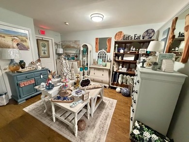 829 Front Street is a rare jewel positioned at the very heart of - photo 24