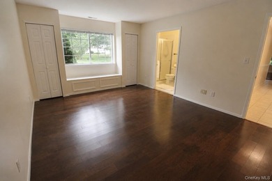Welcome to this beautifully updated and freshly painted - photo 25